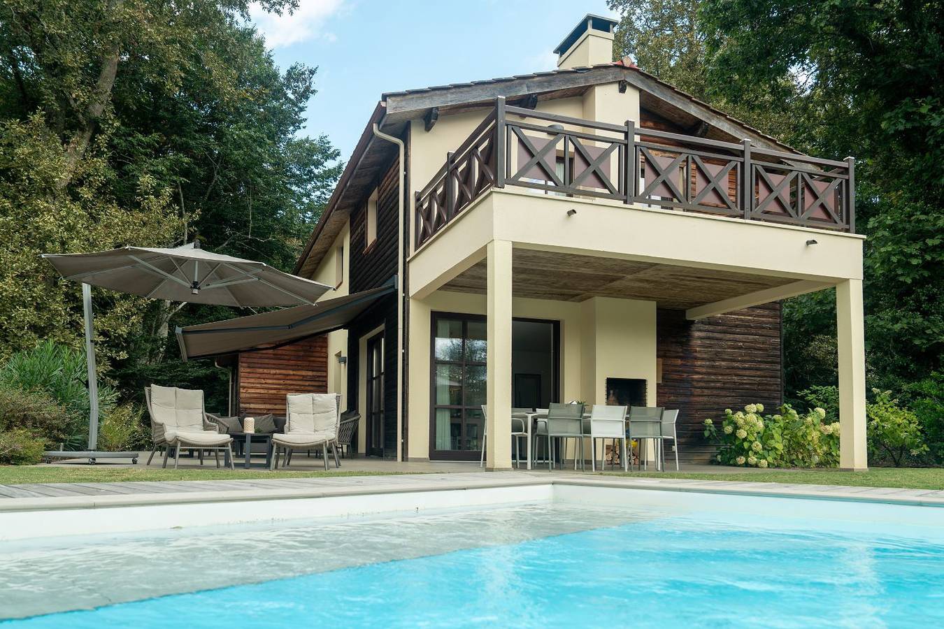 Margaux Deluxe Piscine 8p in Salles, Région d'Arcachon