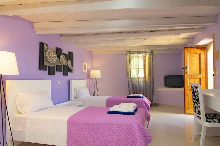 Blue Paradise Villa mit Pool und Jacuzzi für 5 Personen in Tzannakiana, Rethymno und Umgebung