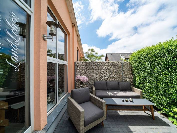 Ferienwohnung für 4 Personen, mit Terrasse und Garten, kinderfreundlich in Zirkow