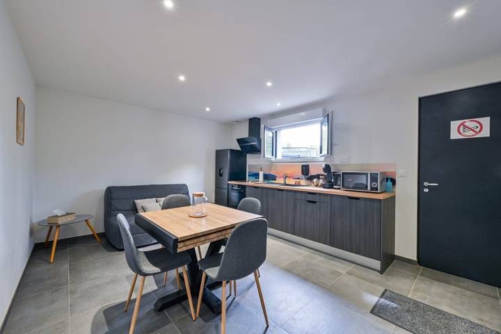 Gîte pour 6 personnes, adapté aux familles à Port-Saint-Père - 2