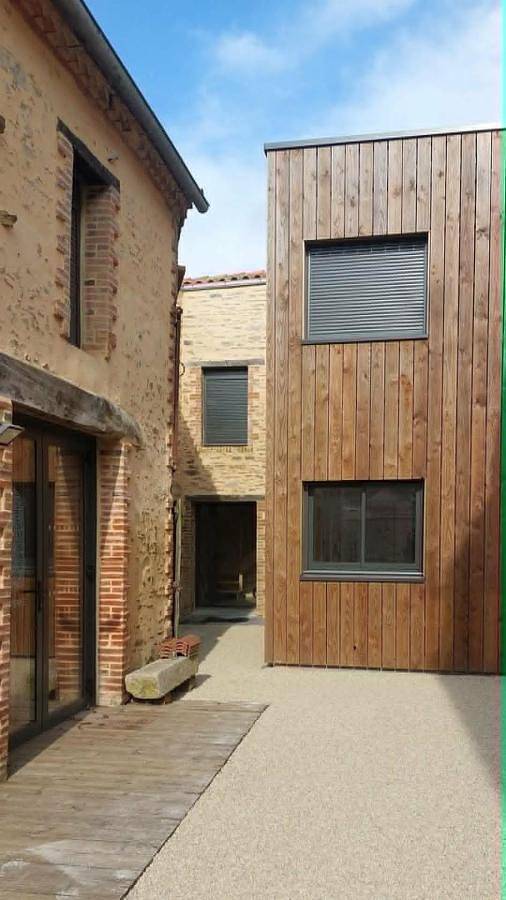Le Gîte de l'école de la pierre in Saint-Martin-des-Noyers, Vallée de la Loire