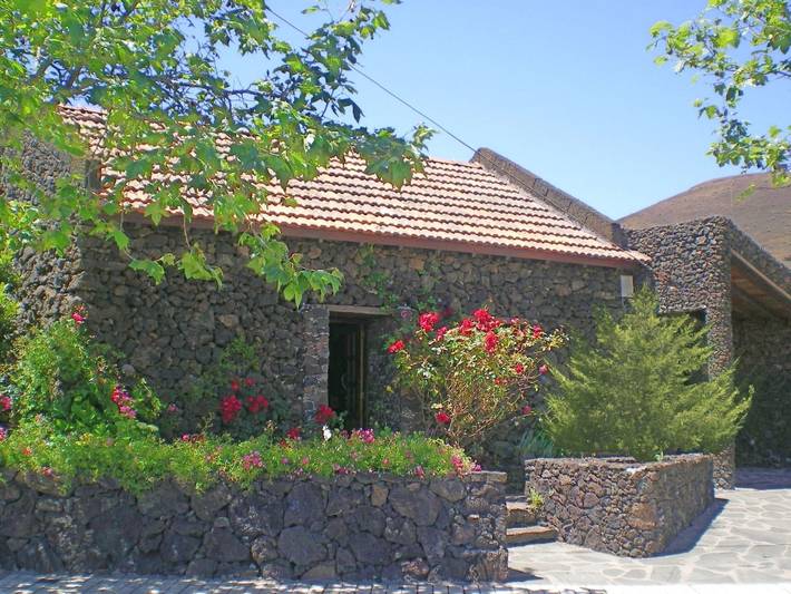 Casa rural para 4 personas, con jardín en Valverde