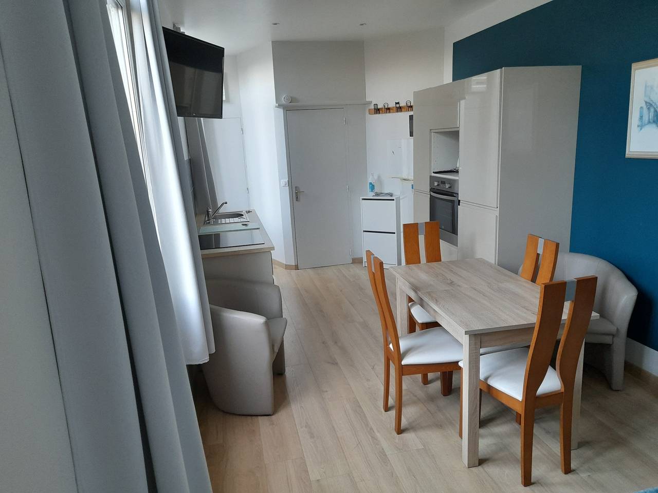 Entire apartment, Cozy flat in Saint-Quay-Portrieux 35 m² sunny in Saint-Quay-Portrieux, Côte de Goëlo