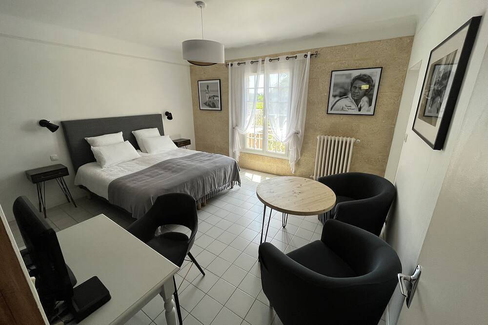 Chambre Dhôtes Steve Mcqueen, 2 Personnes, à 2 pas D'uzès in Saint-Quentin-la-Poterie, Nimes region