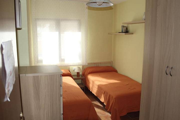 Finca für 6 Personen, mit Terrasse und Garten in Torrevieja - 3