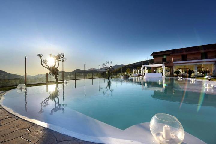 Resort per 2 persone, con Terrazza e Giardino nonché Piscina e Panorama in Costiera amalfitana