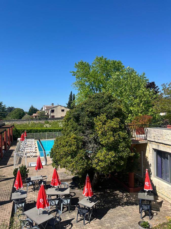 Hôtel pour 2 personnes, avec jardin ainsi que piscine et vue, animaux acceptés à Saint-Alban-Auriolles - 3