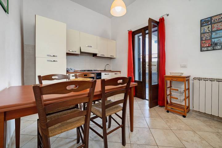 Casa vacanze 'Apartment in Colonica in The Tuscan' con vista mare, terrazza privata e Wi-Fi in San Vincenzo, Costa degli Etruschi