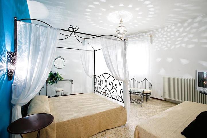 Hôtel pour 4 personnes, avec piscine et jardin dans Bellaria-Igea Marina - 4