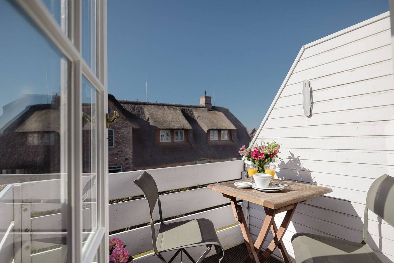 Ganze Wohnung, Nordseezauber – Strandnahe Ferienwohnung mit Meerblick in Wenningstedt in Wenningstedt, Sylt