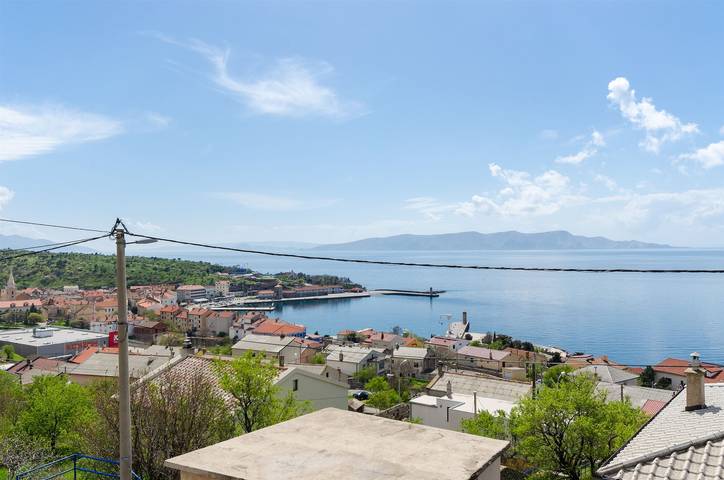 Ferienwohnung für 5 Personen, mit Terrasse, mit Haustier in Senj