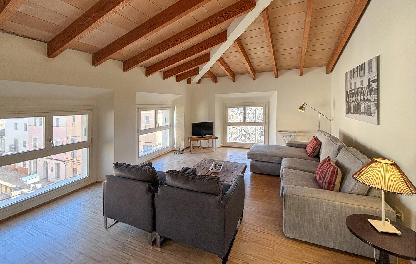 Charming 2BR Apartment near Beach with WiFi & Parking in Capdepera, East Majorca