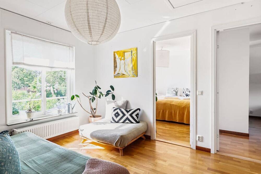 Spacious Family Home with Backyard in Haninge und Umgebung