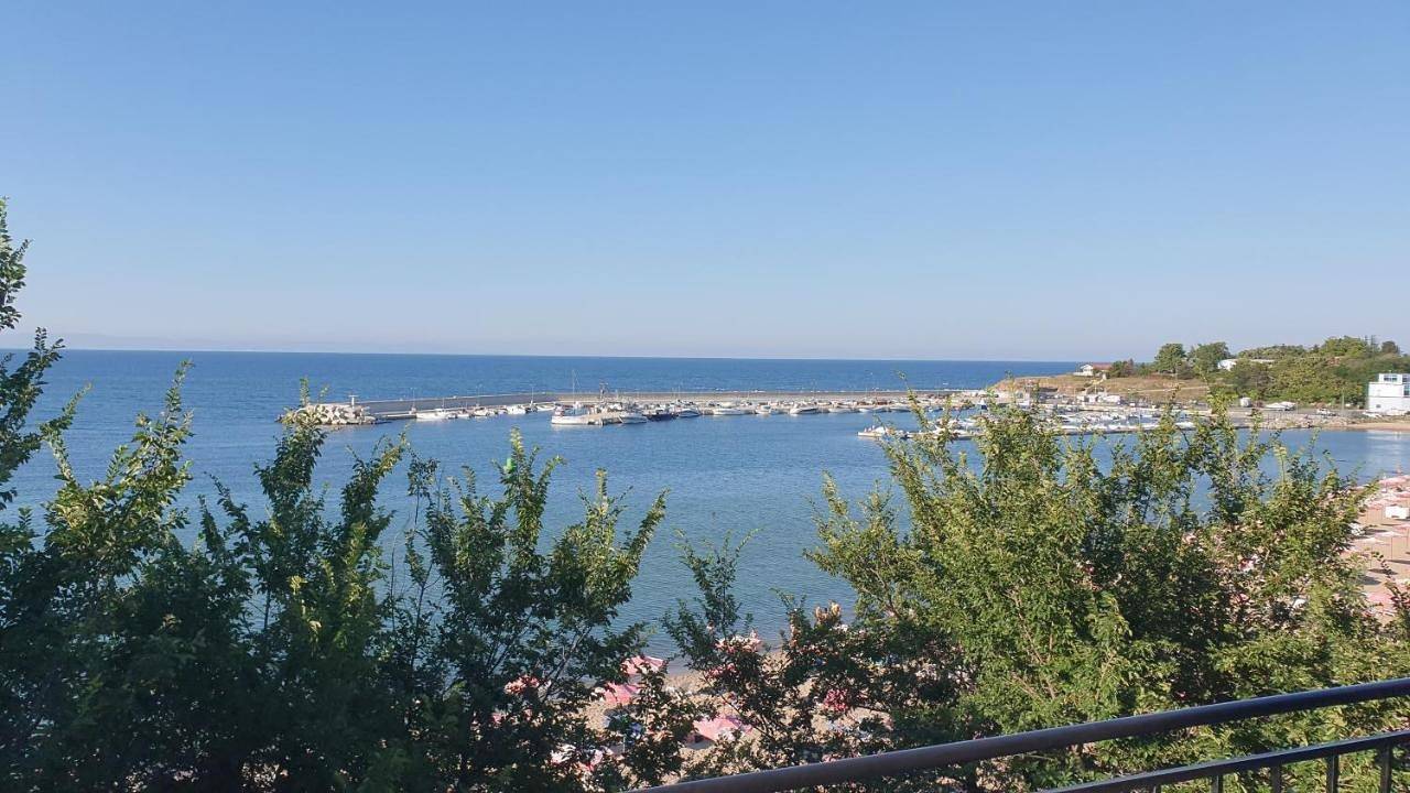 Cały apartament, Studio Apartment with Sea View in Chernomorets, Obwód Burgas
