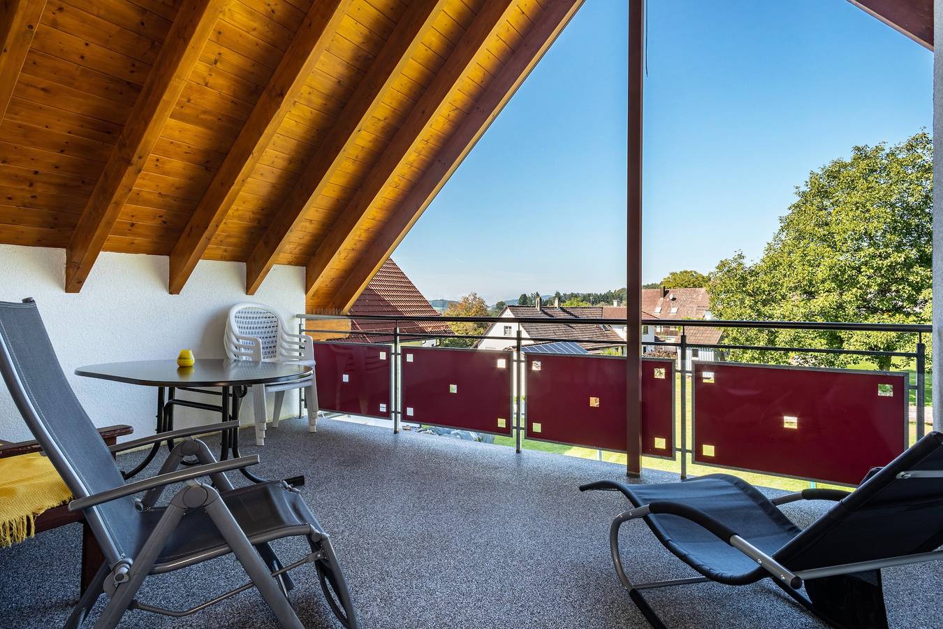 Ganze Wohnung, Ferienwohnung 1, 95qm' mit Gemeinschaftsgarten, Balkon und Wlan in Deggenhausertal, Region Bodensee-Oberschwaben