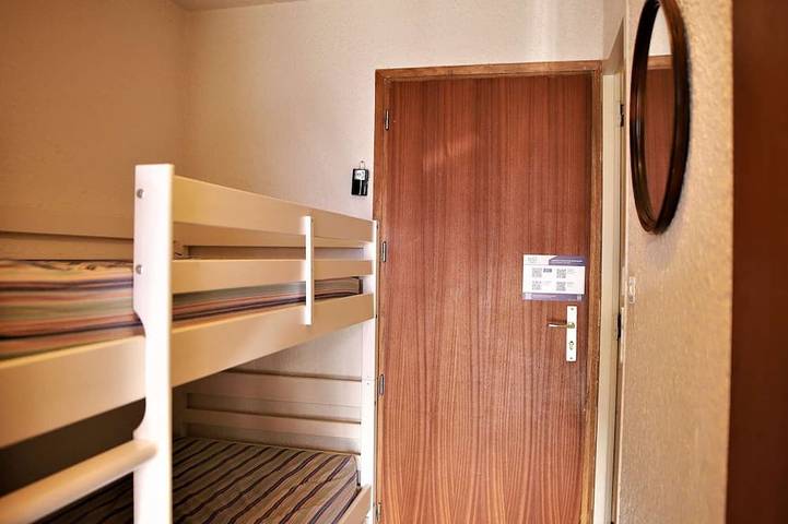 Gîte pour 4 personnes, avec balcon dans Office De Tourisme D Auris En Oisans - 2