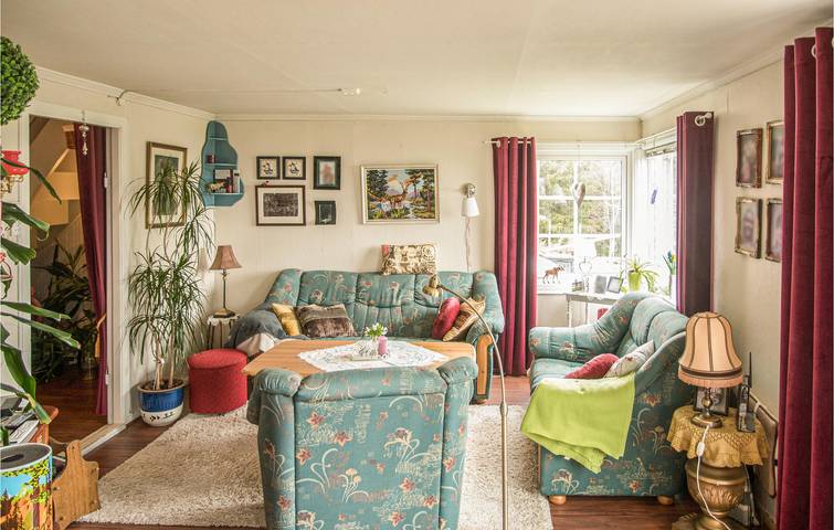 Ferienhaus für 8 Personen mit Garten in Levanger