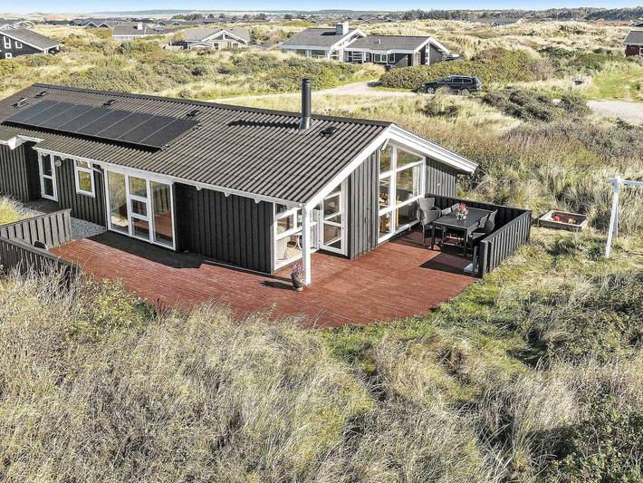 Ferienhaus für 8 Personen, mit Whirlpool und Terrasse sowie Pool und Sauna in Nørlev Strand - 2