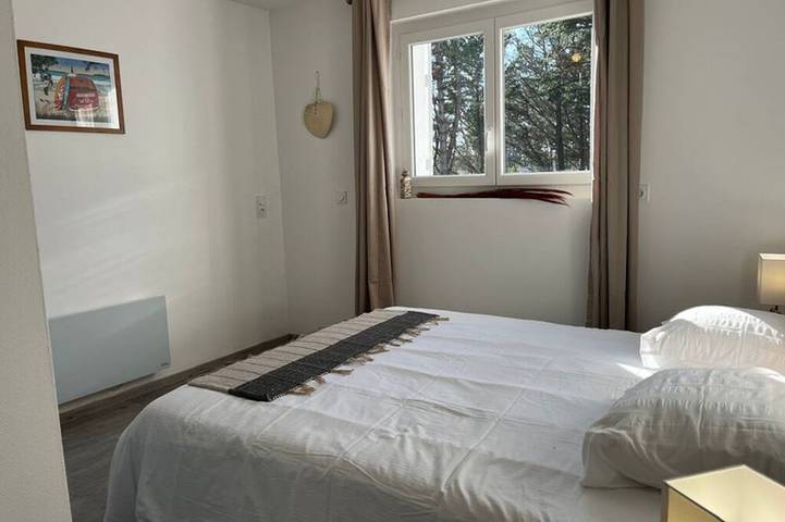 Location de vacances pour 20 personnes, avec balcon et jardin, animaux acceptés à Saint-Georges-des-Coteaux - 3