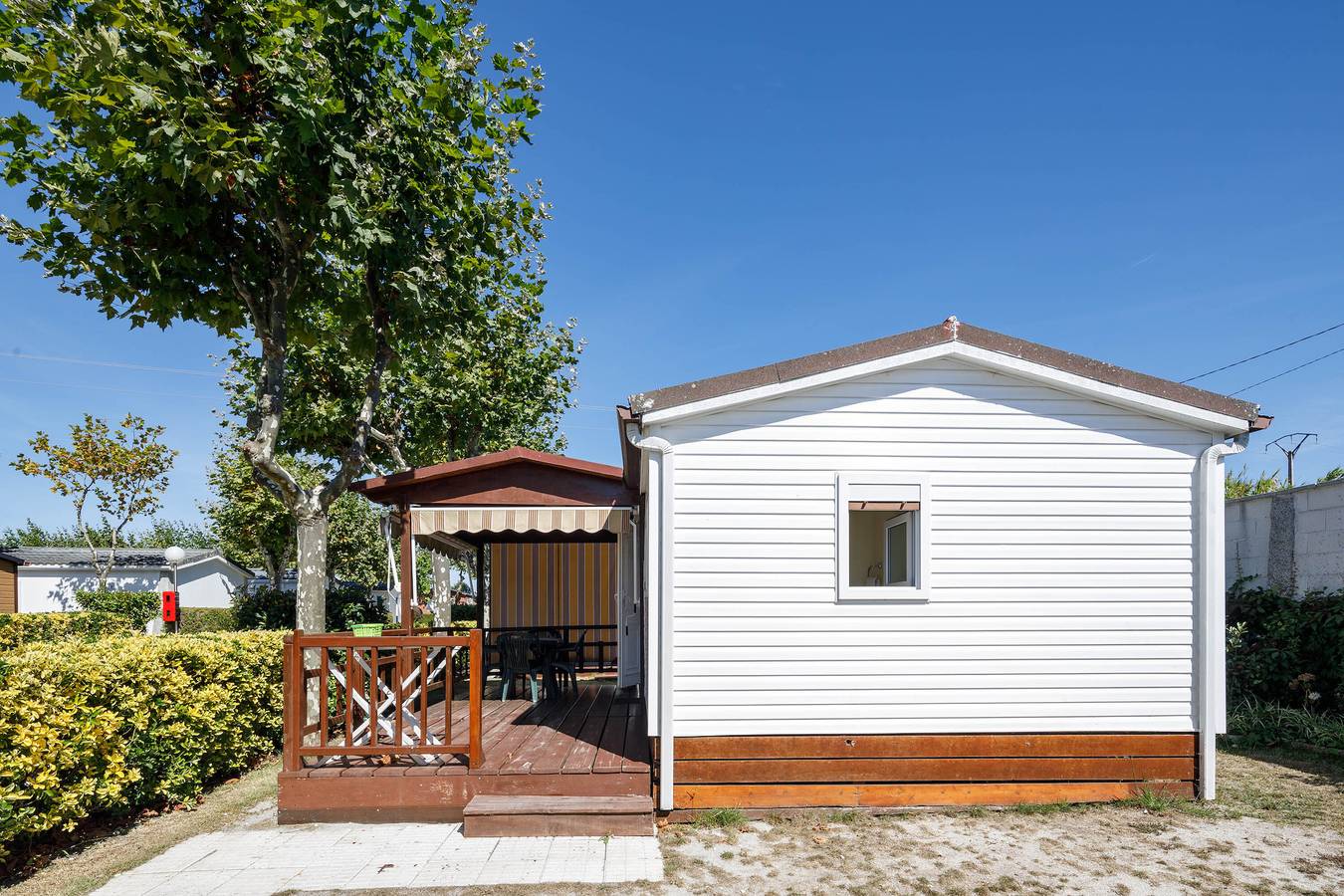 Bungalow 'A6' con piscina privada, terraza privada y Wi-Fi in O Grove, Rias Baixas