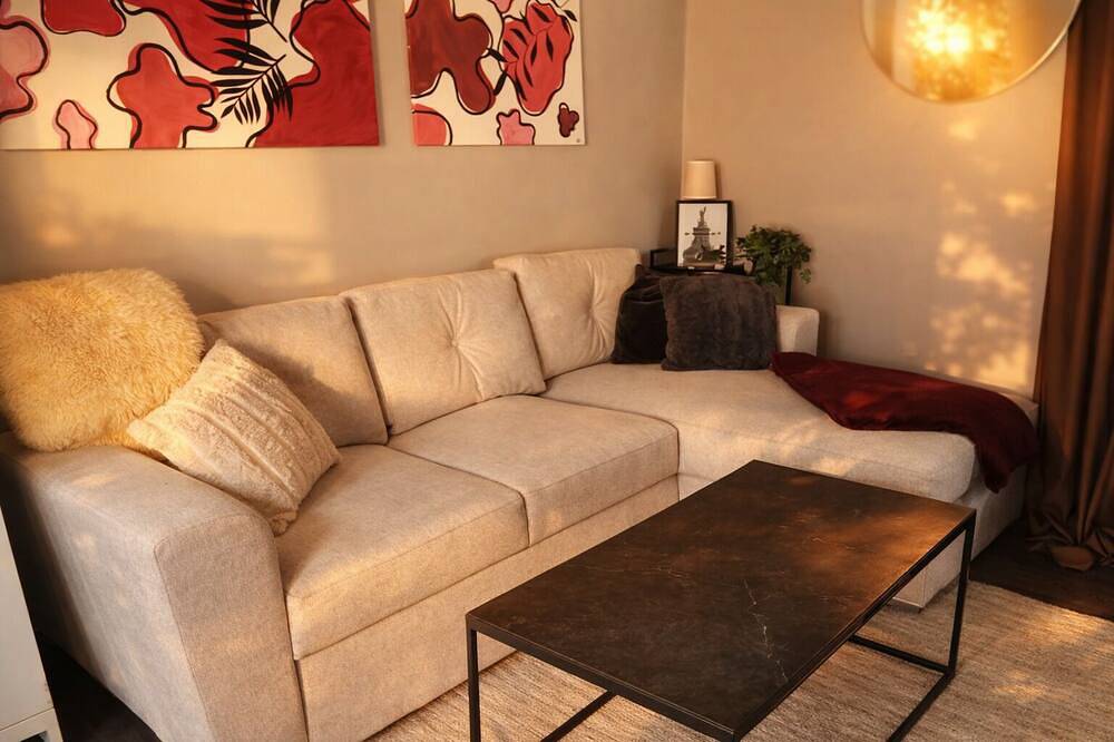Modern guesthouse close to sea, nature, golf, hiking & Kattegat Trail in Kungsbacka, Halland