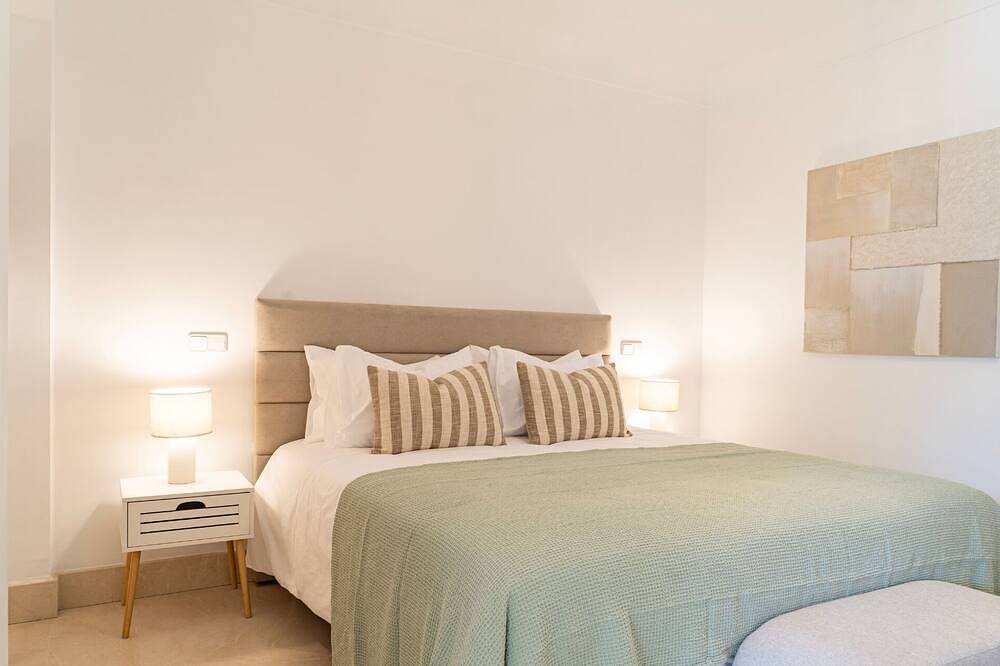 Entire apartment, Frontline Sotogrande Marina Living | 3-Bed Waterfront Retreat in Sotogrande, San Roque