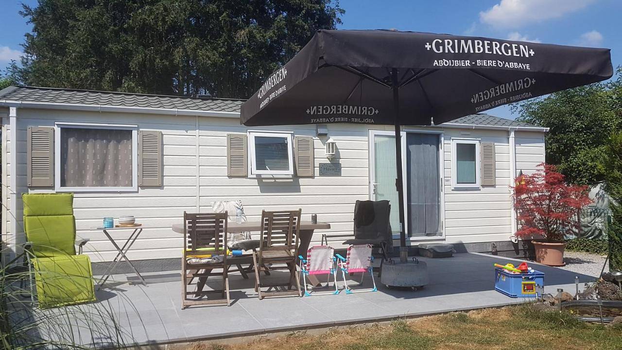 Logement vacances Yvoir avec piscine et deux chambres in Yvoir, Région de Namur