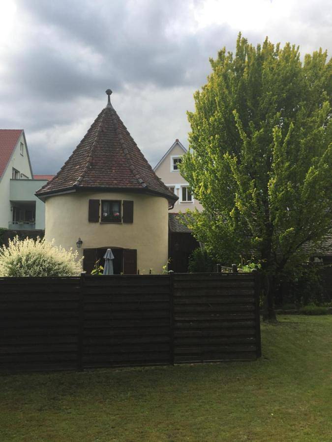 Ferienwohnung für 3 Personen, mit Terrasse und Garten in Ellwangen