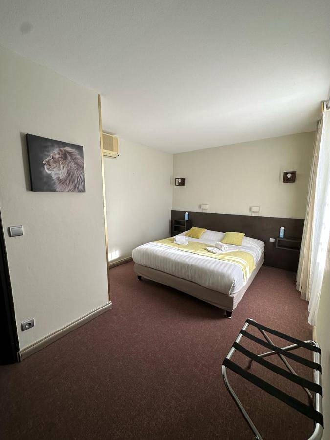 Hôtel pour 2 personnes, avec terrasse, animaux acceptés à Gramat - 2