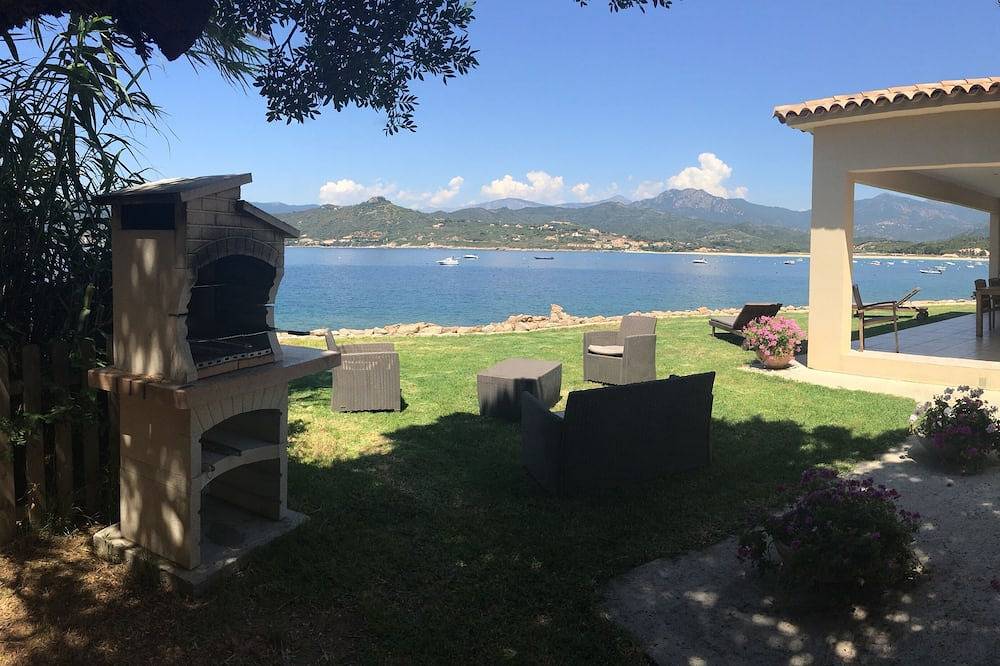 Waterfront Villa ein kleines Paradies 10 Meter vom Meer entfernt in Calcatoggio, Ajaccio und Umgebung