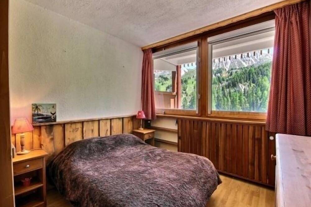Appartement entier, Appartement lumineux 3 pièces, 6 pers., animaux admis, proche pistes in Plagne Centre, La Plagne-Tarentaise