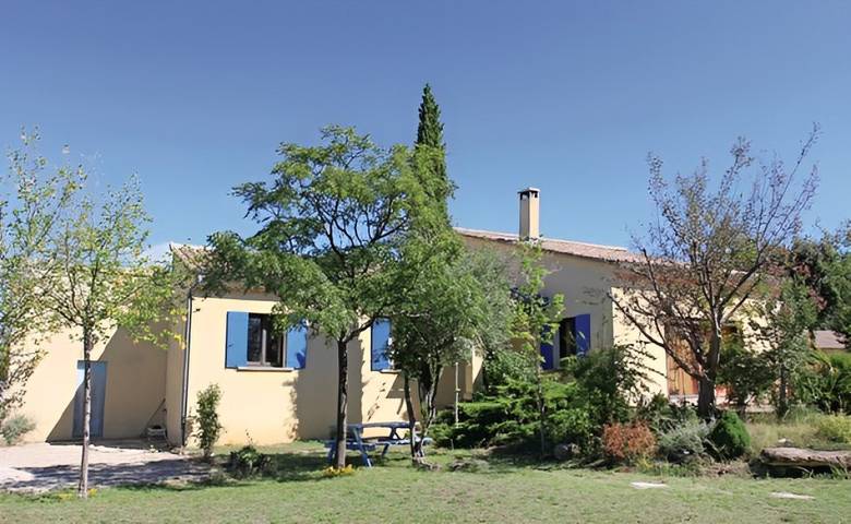 Location de vacances pour 10 personnes, avec terrasse et piscine à Grillon - 2