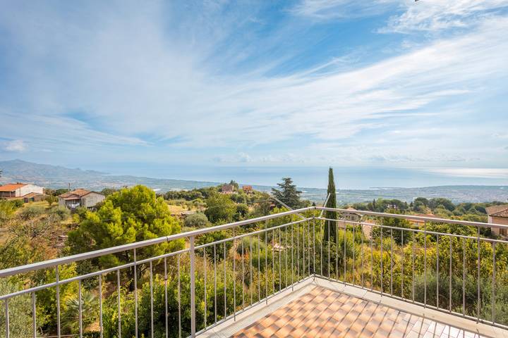 Gîte pour 6 personnes, avec balcon dans Puntalazzo