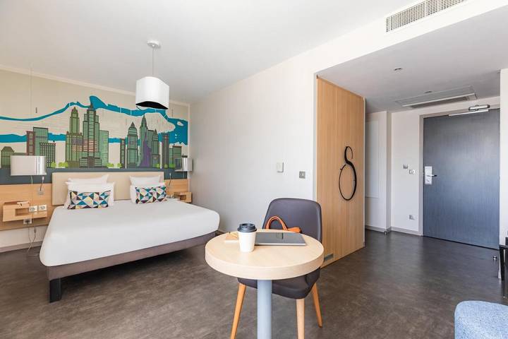 Location de vacances pour 2 personnes, avec jardin, animaux acceptés à Caluire-et-Cuire - 3