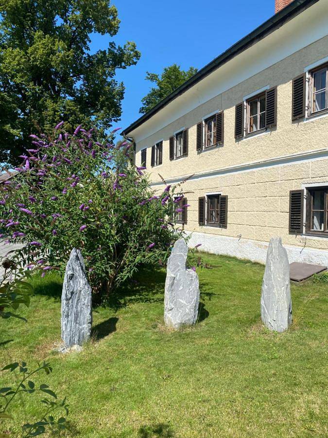 Schlosstaverne Sighartstein Familienzimmer in Neumarkt am Wallersee, Bezirk Salzburg-Umgebung