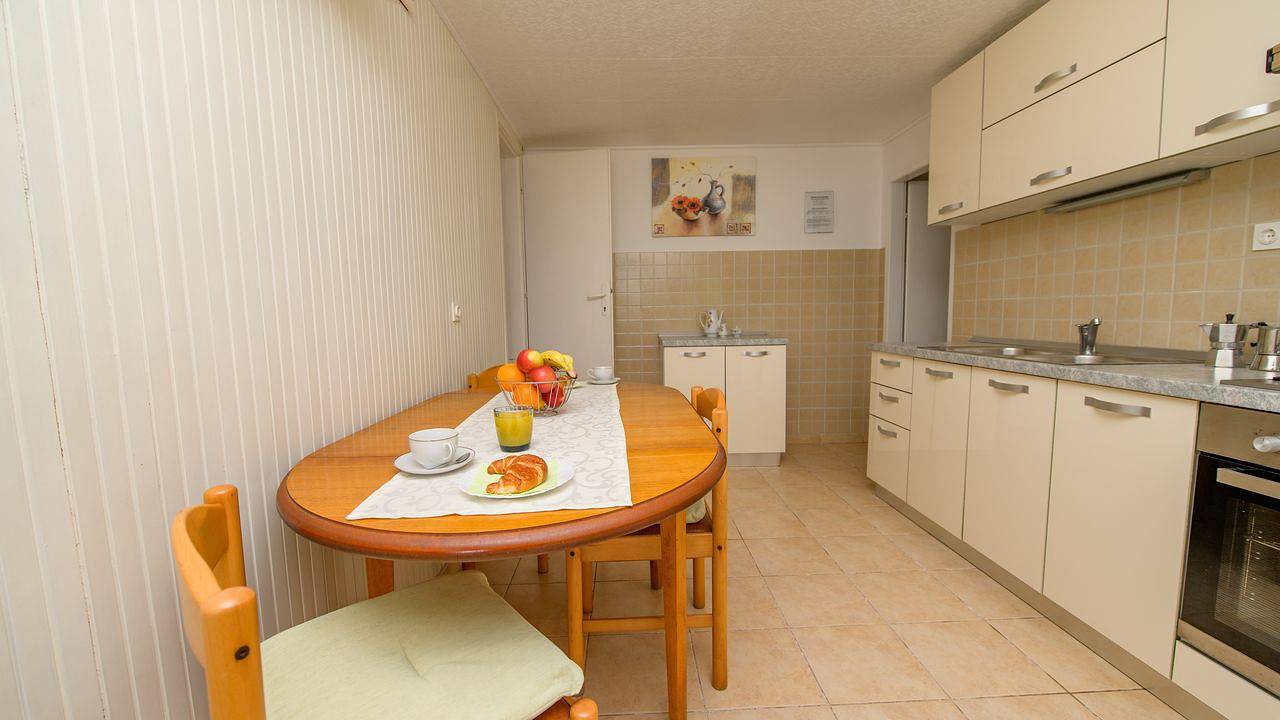 Ganze Ferienwohnung, Ferienwohnung für 2 Personen (31 m²) in Nerezine in Nerezine, Kvarner Inseln