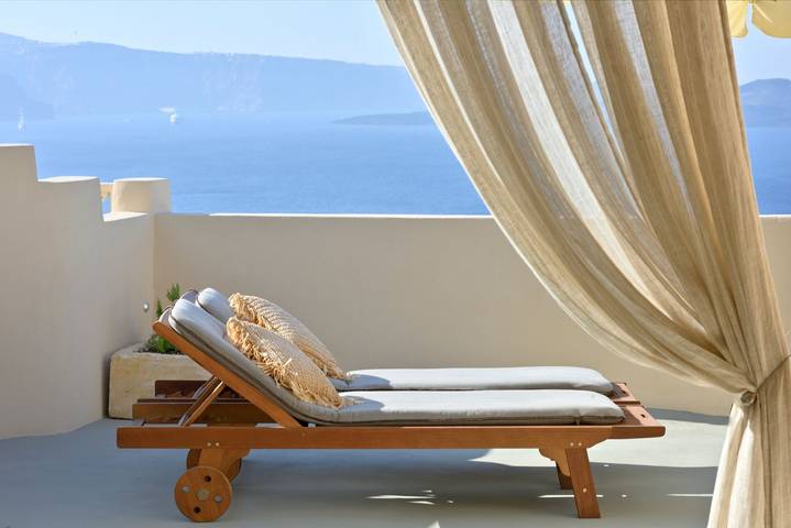 Villa pour 8 personnes, avec Vue sur l’océan ainsi que Balcon et Terrasse à Oia - 4