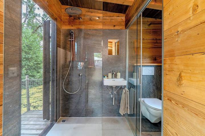 Private Mini-Villa am See nahe Gstaad & Interlaken in Zweisimmen, Frutigen - Lenk - Adelboden