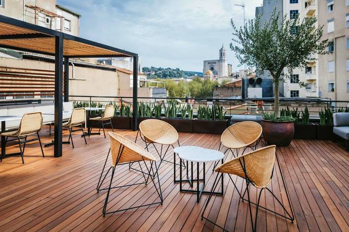 Hôtel pour 2 personnes, avec terrasse, animaux acceptés à Gérone - 2