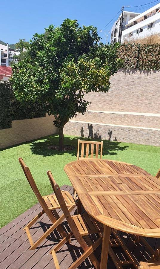 Vila Azul in Praia da Califórnia, Sesimbra