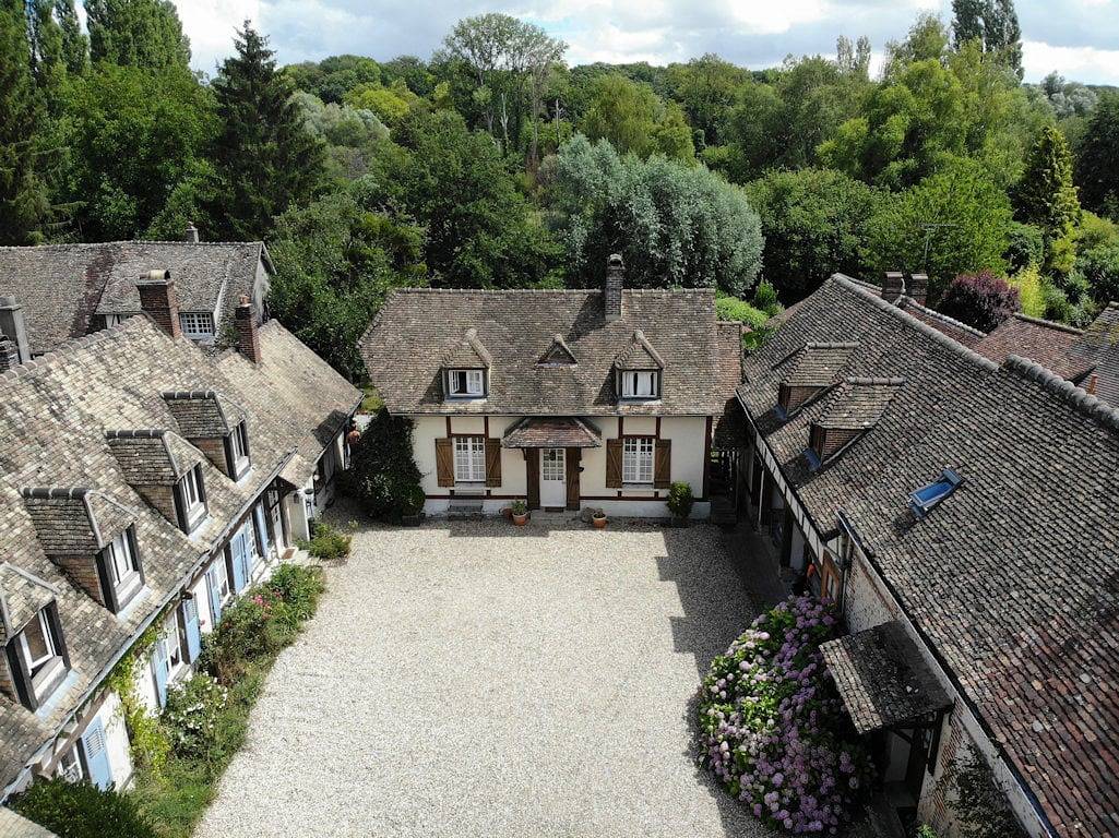 Chambres d'hôtes la Lévrière - Chambre "La Reine Blanche" in Saint-Denis-le-Ferment, Région de Les Andelys
