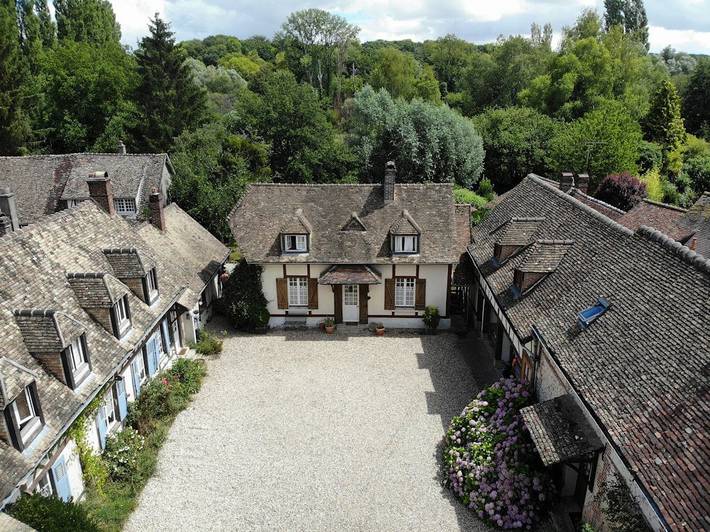 Location de vacances pour 3 personnes, avec jardin dans l' Eure - 2