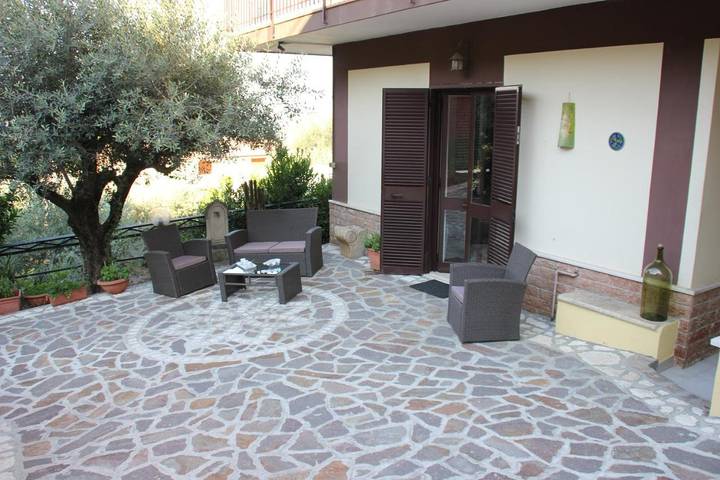 Location de vacances pour 3 personnes, avec jardin et vue à Roccasecca