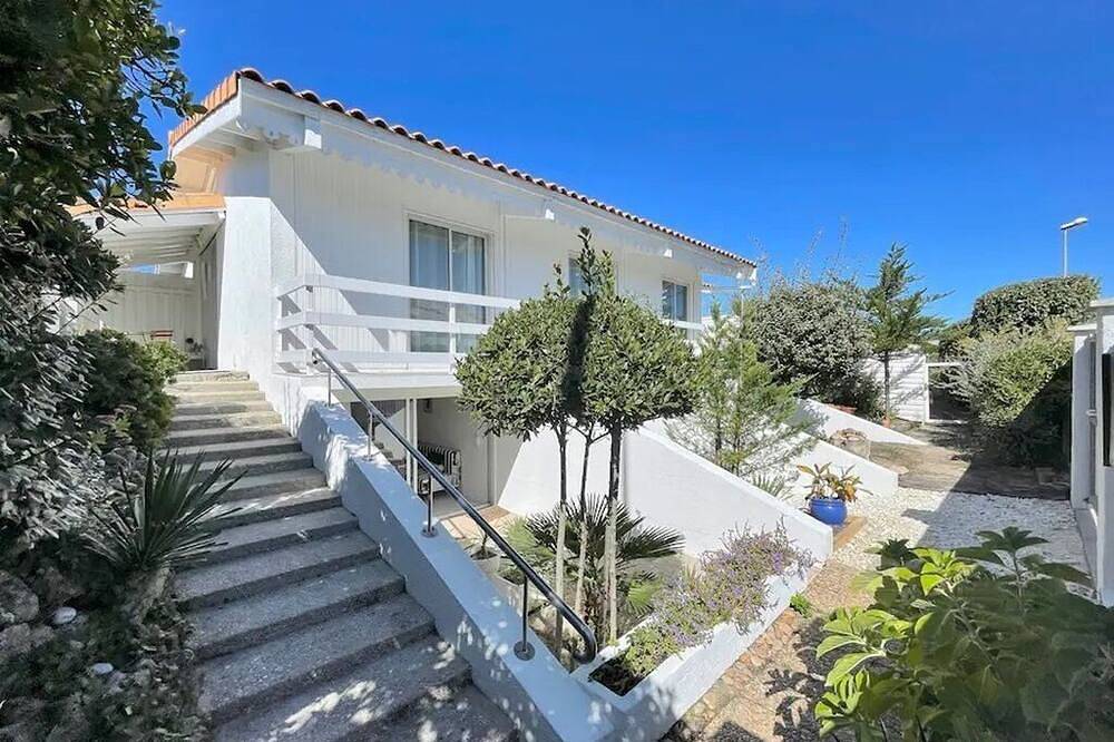 Ganze Wohnung, Appartement Standing 4 Pièces vue Océan du Jardin in Hourtin Plage, Hourtin