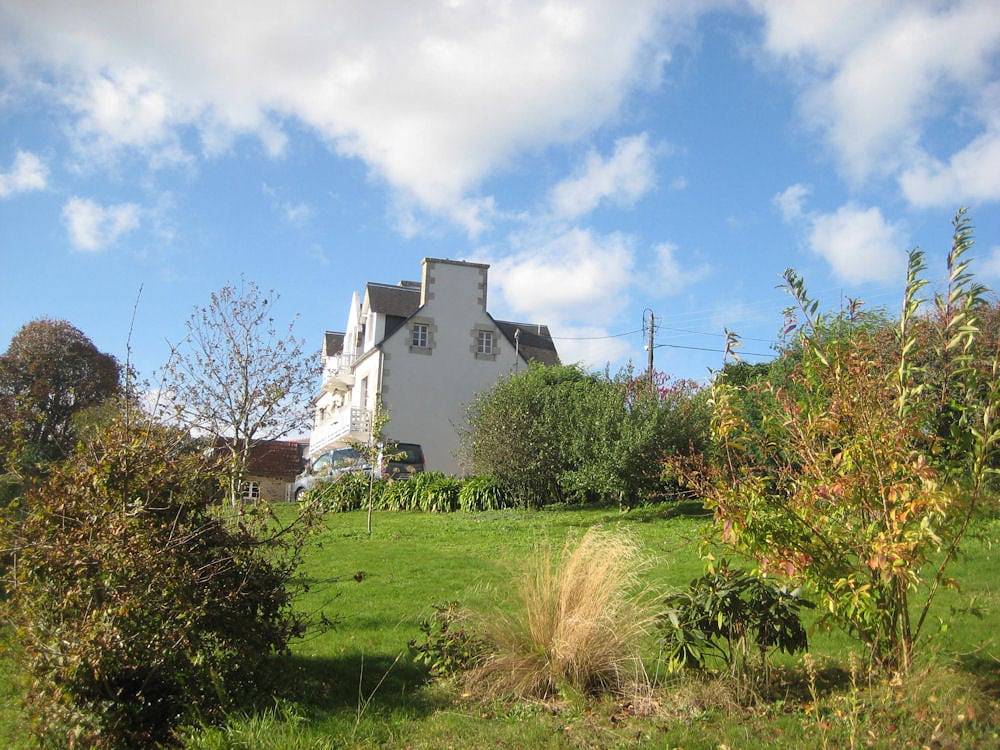 Maison d'Hôtes Lan Caradec - Chambre Jaune in Lézardrieux, Côte de Granit Rose