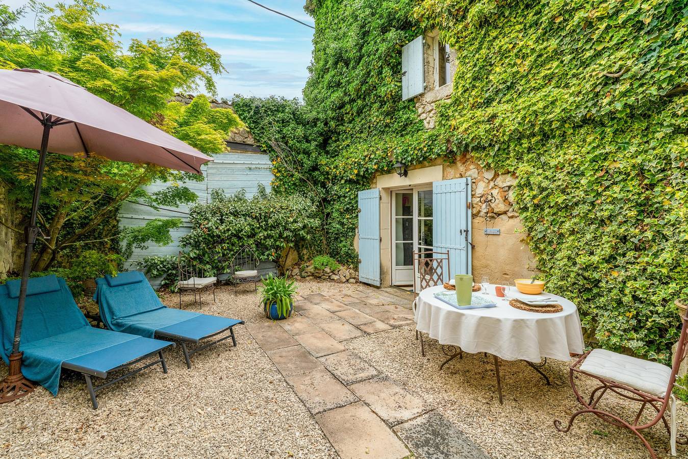 Gîte für 2 Personen mit gardoisem Gewölbe in einem Mas aus dem 16. Jh., 15 km von Uzès in Lussan, Nimes und Umgebung