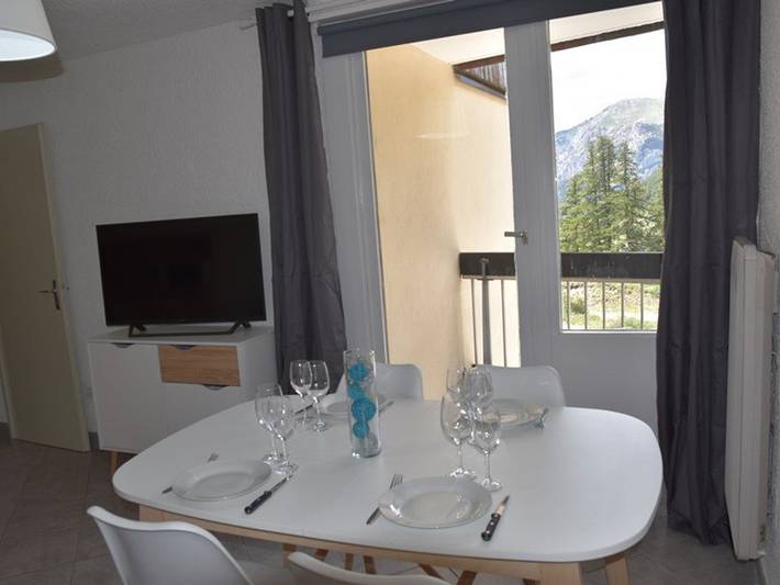 Entire apartment, Apartment, parking, on slopes - 6 guests in Montgenèvre, Briançon region