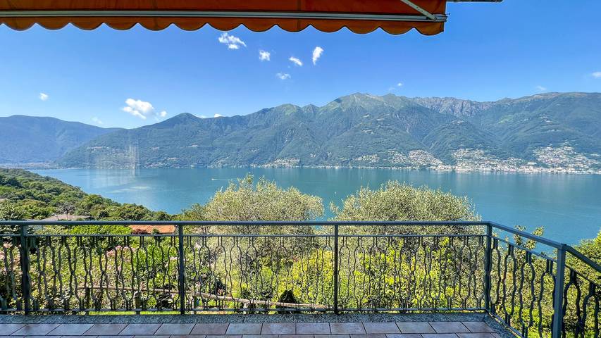 Ferienwohnung für 5 Personen, mit Balkon und Terrasse sowie Garten und Ausblick am Lago Maggiore - 2