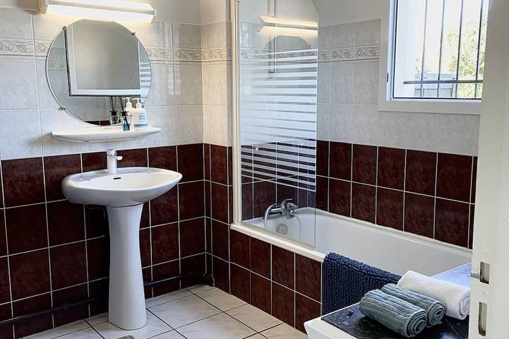 Ganze Wohnung, Quiet apartment with pool 5 minutes from the lake in Lac de Christus, Saint-Paul-lès-Dax