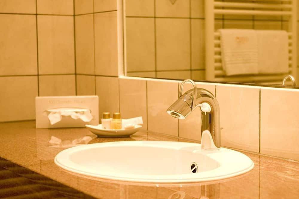 Giebelzimmer - Hotel Landhaus Weber in Heimbach, Rureifel (Nordrhein-westfalen)